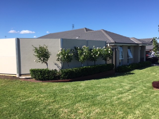 house estate fencing services