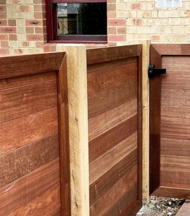 Merbau fencing installation