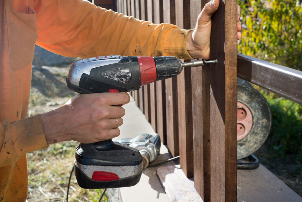 new fencing installation services