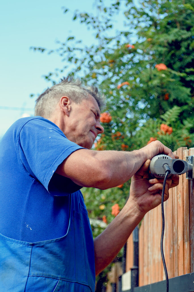best local fencing contractor