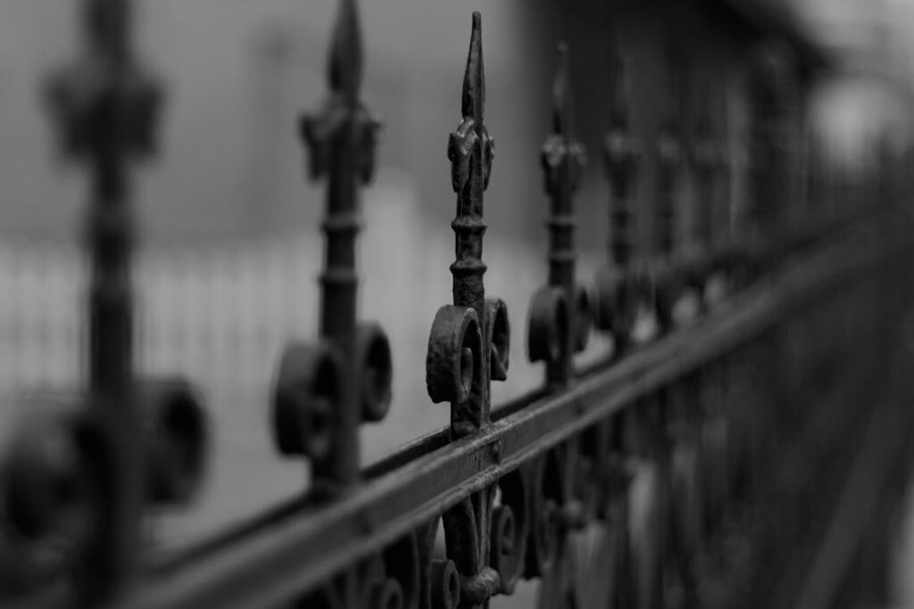 new fencing installation services