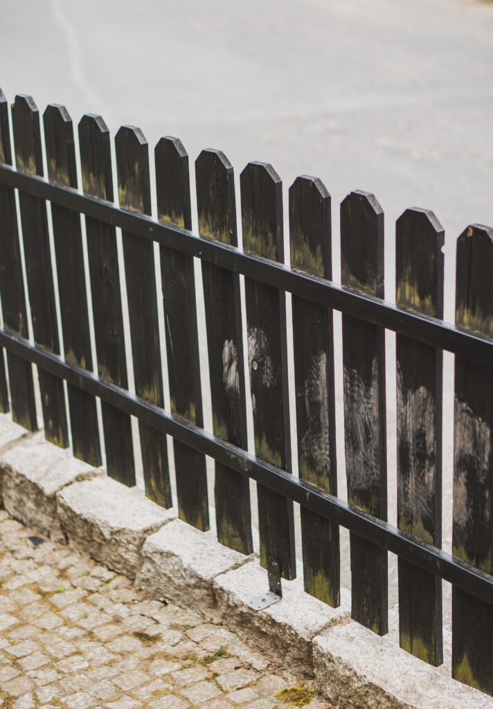 new fencing installation services
