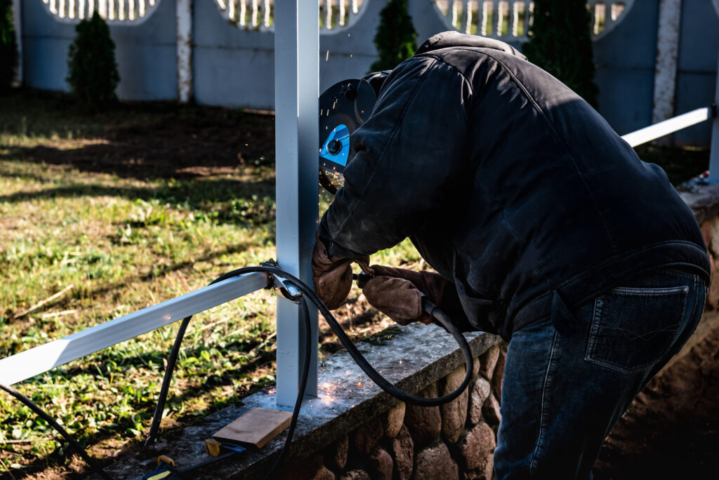 fencing repair and installation