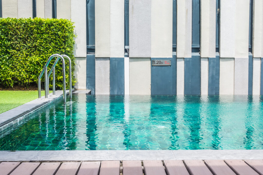 pool fence sample