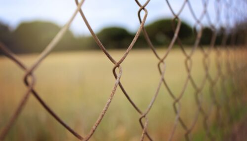 Preventing Chain Link Fence Rust
